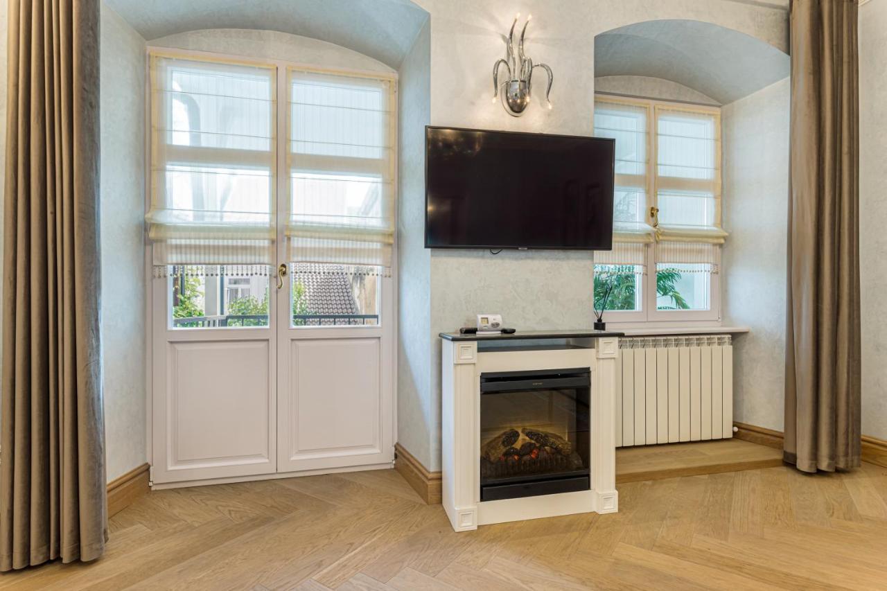 Krone Apartment Брашов Экстерьер фото